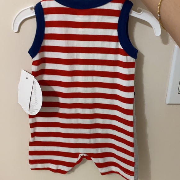 Newborn onesie - Picture 3 of 3